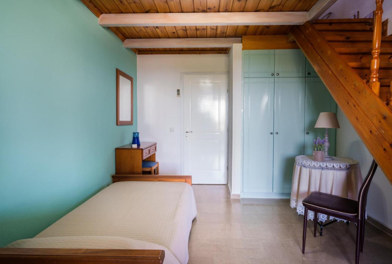 Vasilikos Garden Suites Екстериор снимка
